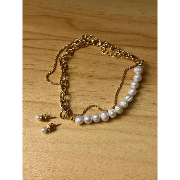 Jewelry - Gold Pearl Bracelet and Earring Set Freshwater Pearl Multi Strand Jewelry Womens